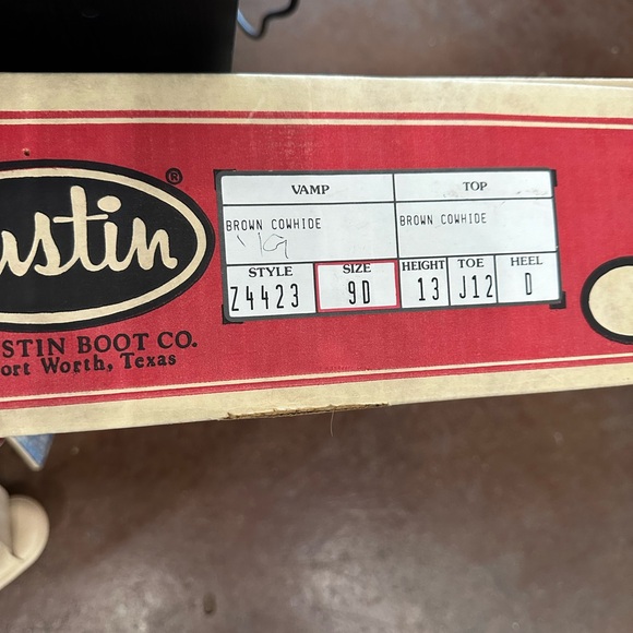 Justin Brown Cowgirl Boots - Picture 7 of 8